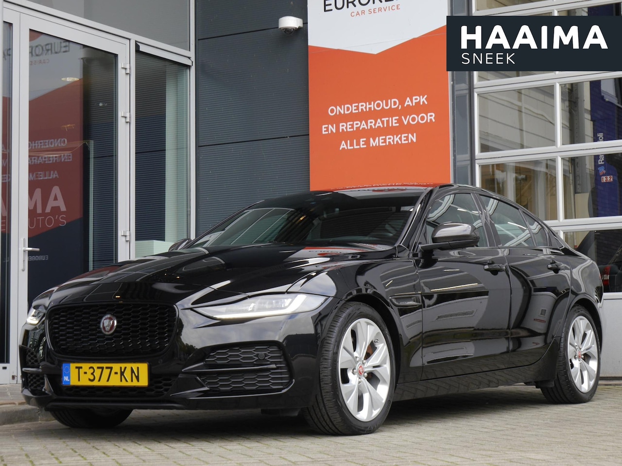 Jaguar XE - 2.0 P250 SE | 1800 KG trekgewicht | Apple carplay/Android auto | Camera | Stoelverwarming - AutoWereld.nl