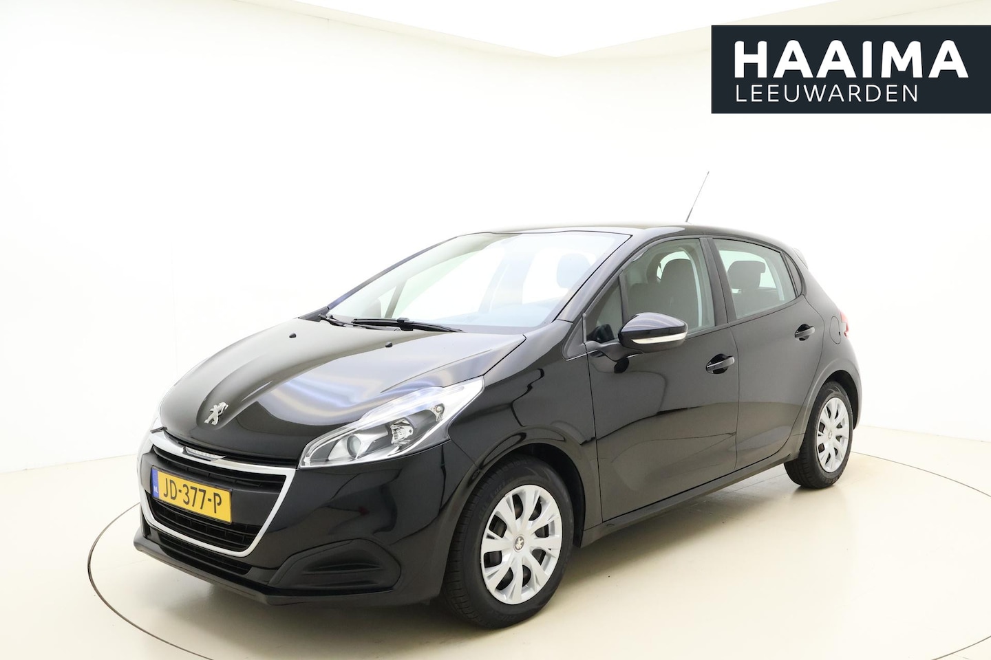 Peugeot 208 - 1.2 PureTech Active 82 PK | Handgeschakeld | Airco | Cruise Control | Radio | Navigatie | - AutoWereld.nl