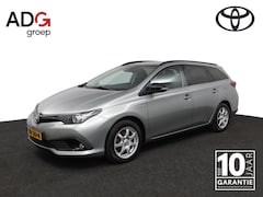 Toyota Auris - 1.8 Hybrid Energy Plus | Cruise Control | Achteruitrijcamera | Navigatie | Trekhaak |