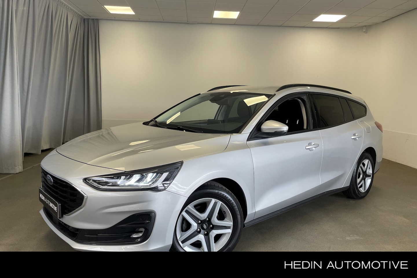 Ford Focus Wagon - 1.0 EcoBoost Hybrid Connected | stoel / stuurverwarming | cruise control | - AutoWereld.nl