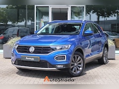 Volkswagen T-Roc - 1.5 Sport TSI 150pk | Virtual | LED | Camera | Beats | Climate | Adaptive | Carplay | Navi