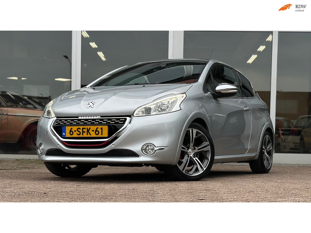 Peugeot 208 - 1.6 THP GTi Leer Panorama Navigatie Nieuwe APK Mooi! - AutoWereld.nl