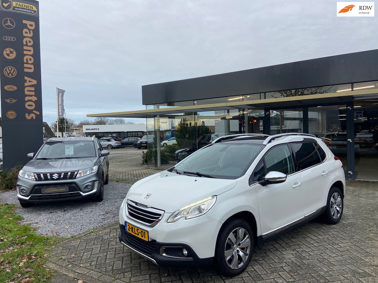 Peugeot 2008 - 1.6 VTi Féline|CC|T-haak|Clima|Sensor - AutoWereld.nl