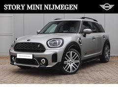 MINI Countryman - Cooper SE ALL4 Automaat / Panoramadak / Achteruitrijcamera / Comfort Access / LED / Head-U