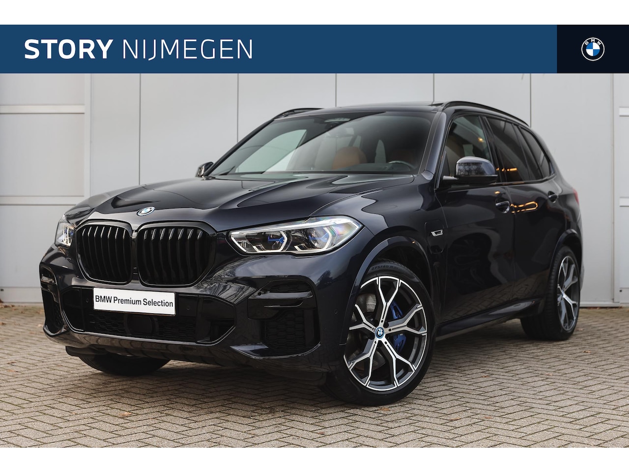 BMW X5 - xDrive45e High Executive M Sport Automaat / Panoramadak / Trekhaak / Laserlight / Massagef - AutoWereld.nl