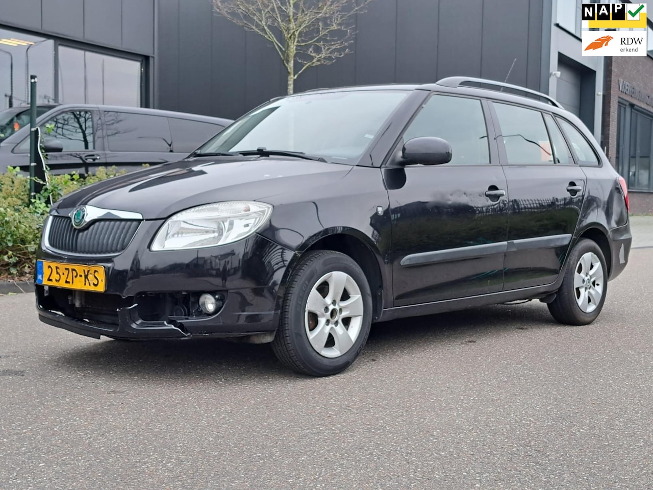 Skoda Fabia Combi - 1.2-12V Ambiente AIRCO/NAP - AutoWereld.nl