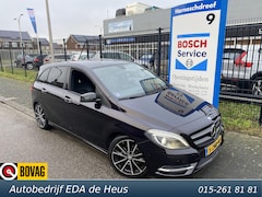 Mercedes-Benz B-klasse - 180 Ambition met o.a. stoelverwarming, climate control, cruise control, navigatie, 18 inch