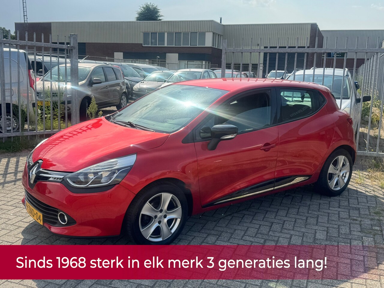 Renault Clio - 0.9 TCe Expression 90PK NL AUTO NAP! DEALER OH! Navi l Cruise l LED l Airco l LMV l Start- - AutoWereld.nl