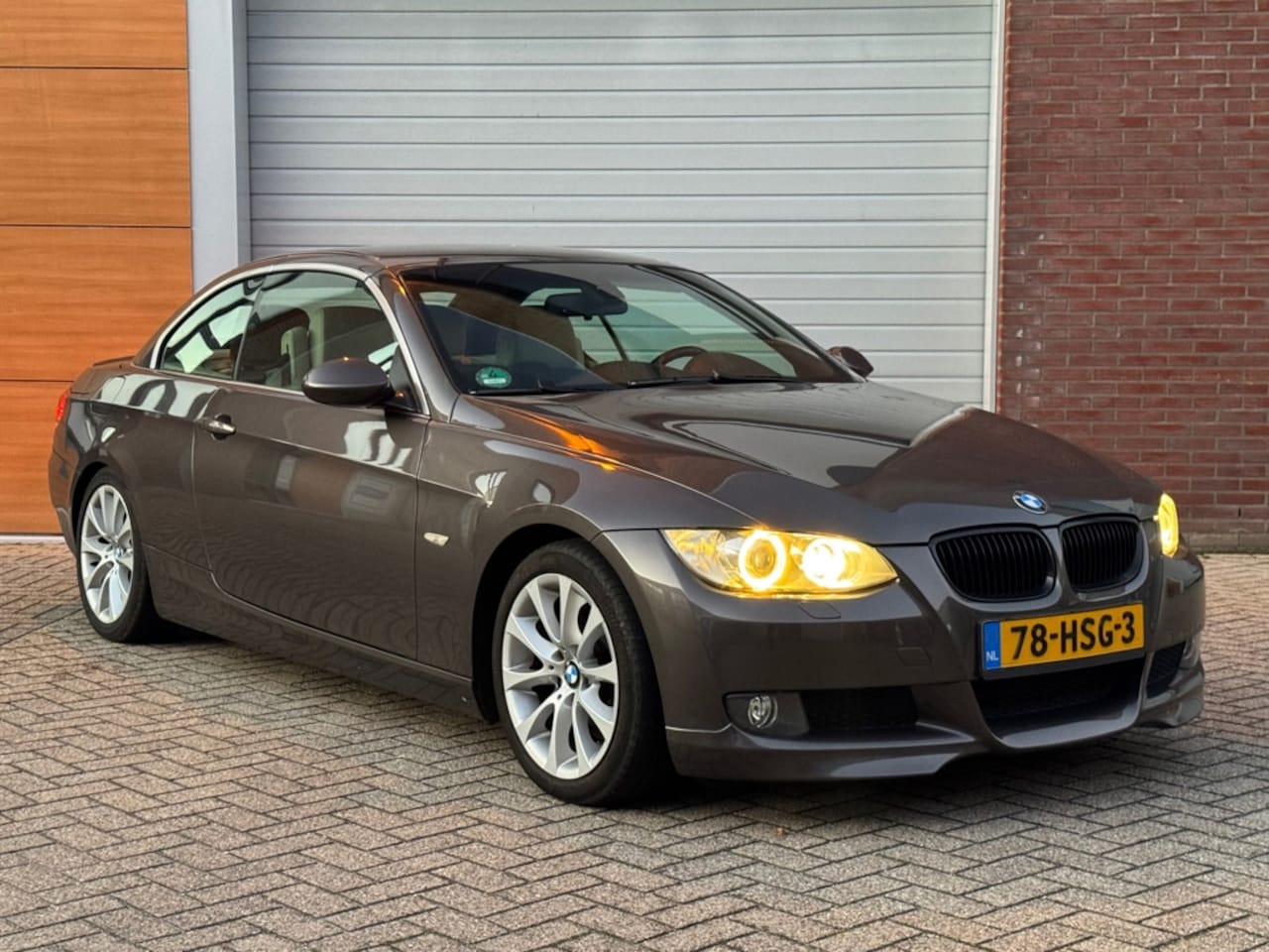 BMW 3-serie Cabrio - 325i High Executive Automaat - AutoWereld.nl