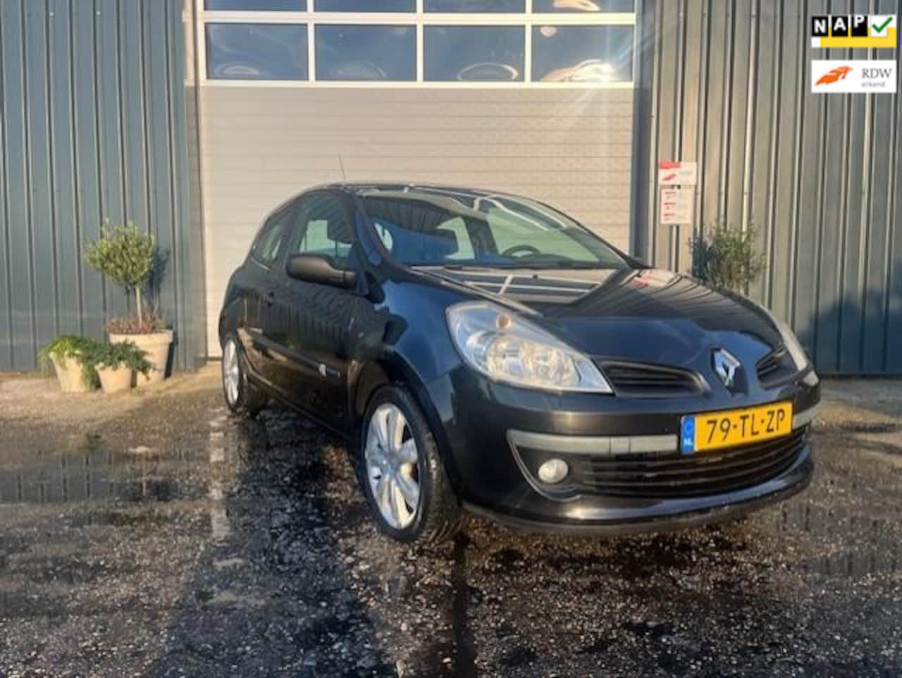 Renault Clio - 1.4-16V Expression / Airco - AutoWereld.nl