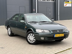 Toyota Camry - 2.2i EXECUTIVE LEDER STOELVERWARMING