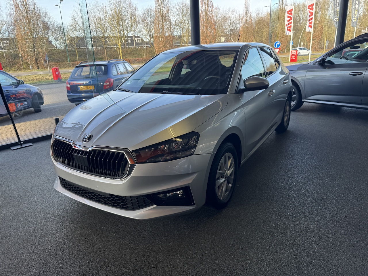 Skoda Fabia - 1.0 TSI Business Edition | Stoelverwarming | Cruise Control | Parkeersensoren V+A | - AutoWereld.nl