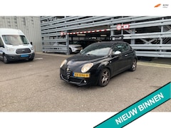 Alfa Romeo MiTo - 1.4 Distinctive 105pk 4-Cilinder Clima Cruise