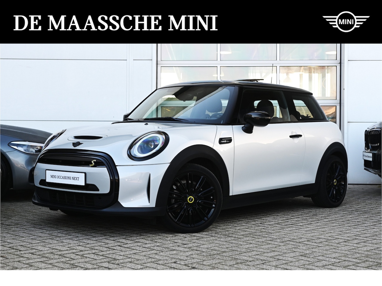 MINI Mini-Electric - Classic / Panoramadak / Sportstoelen / Comfort Access / Stuurverwarming / LED / Stoelverwa - AutoWereld.nl