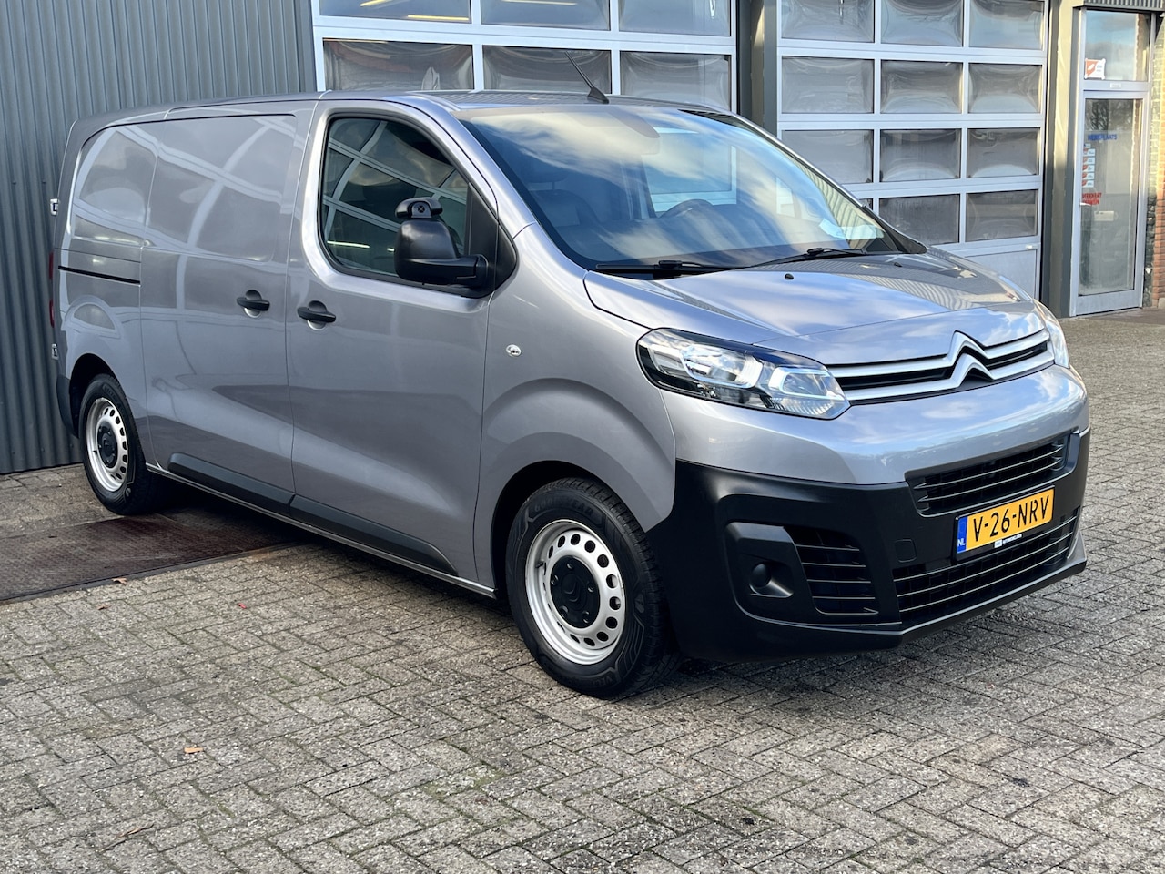 Citroën Jumpy - 1.5 BlueHDI Marge BTW en BPM vrij!! Airco Cruise controle Navigatiesysteem 2-Persoons Park - AutoWereld.nl