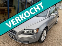 Volvo S40 - 2.4 Kinetic UNIEK 30.362KM & 1e Eigenaar