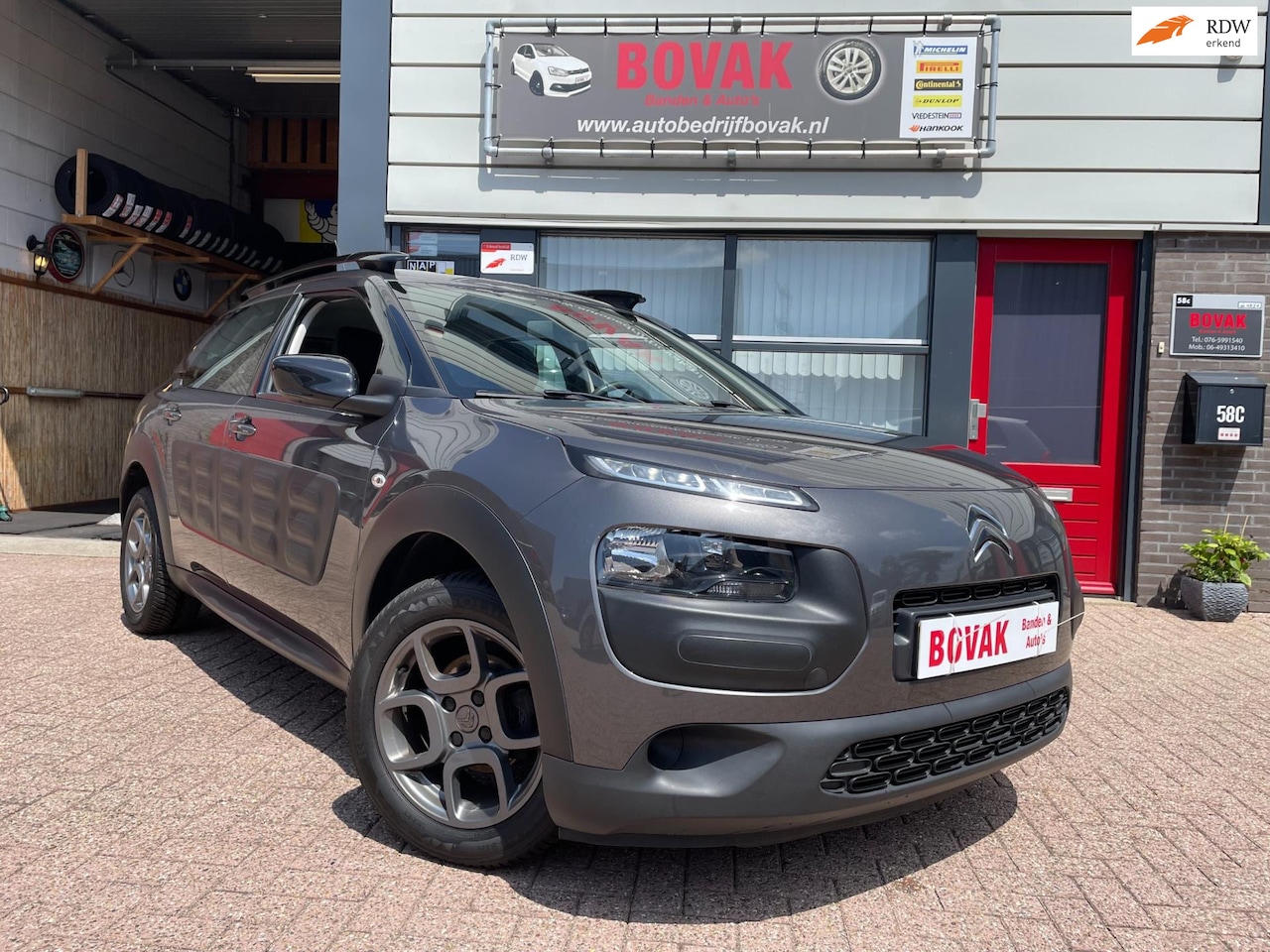 Citroën C4 Cactus - 1.2 PureTech Business Plus 1.2 PureTech Business Plus - AutoWereld.nl