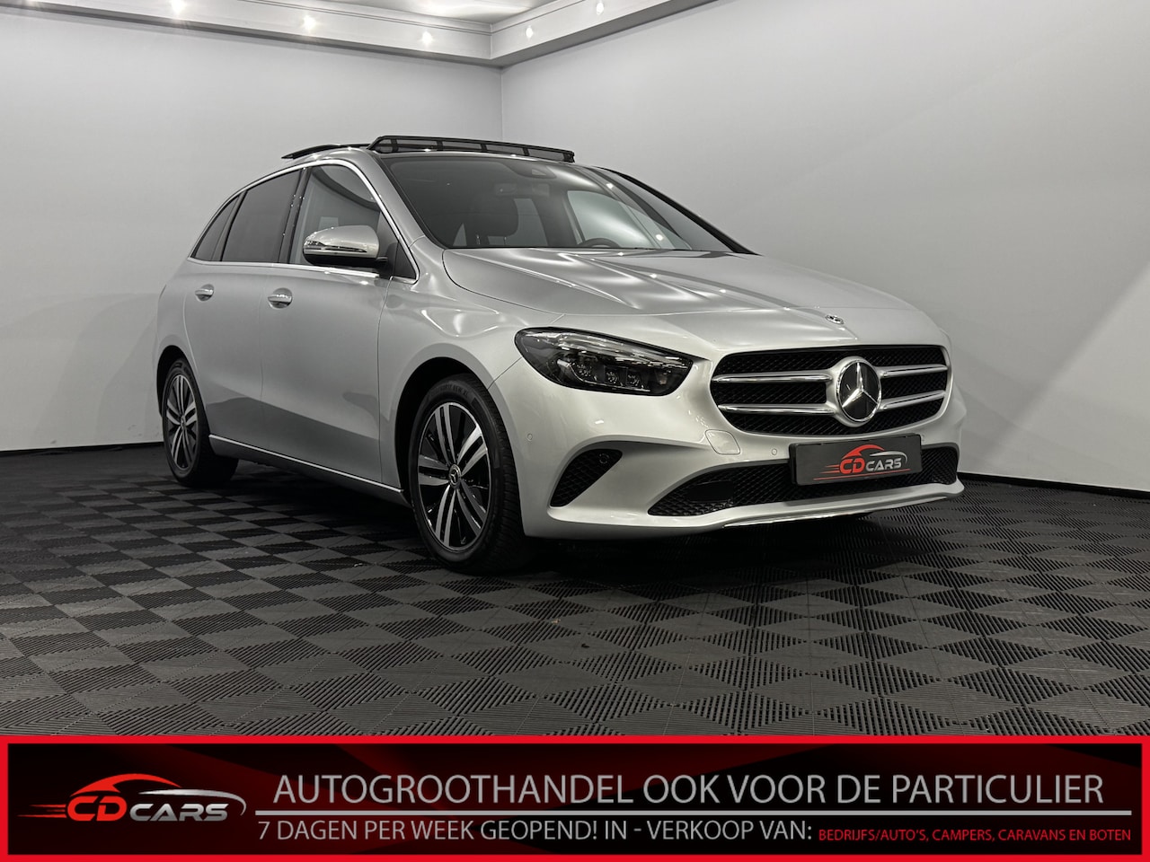 Mercedes-Benz B-klasse - 180 Business Solution Luxury Pano, Leder, Camera, Stoelverwarming, Navi, Cruise control ad - AutoWereld.nl