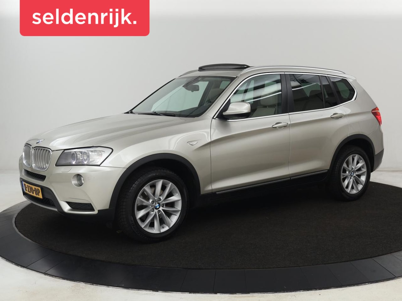BMW X3 - xDrive28i High Executive | Panoramadak | Head-Up | Leder | Camera | Stoelverwarming | Trek - AutoWereld.nl