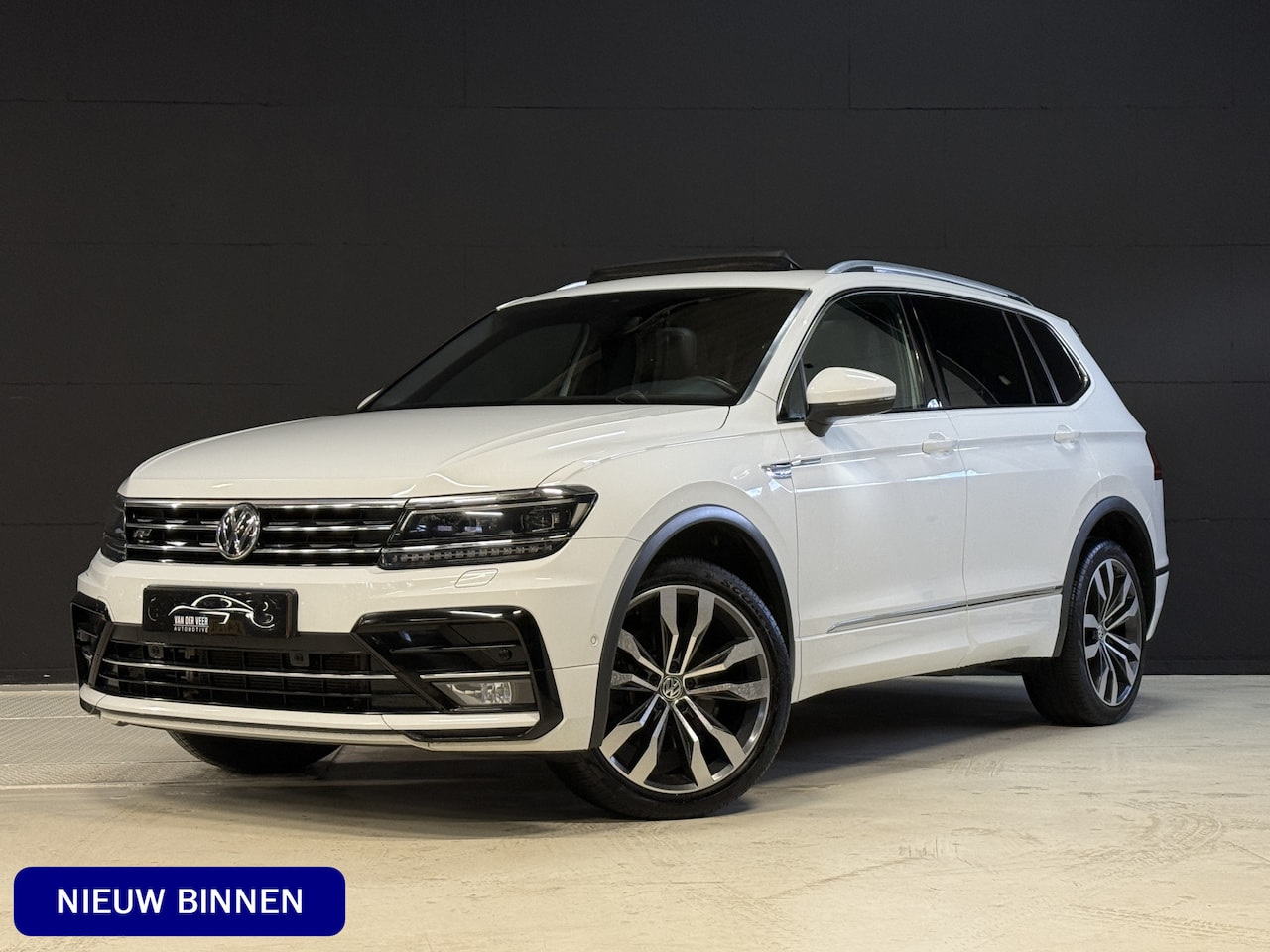 Volkswagen Tiguan Allspace - 2.0 TSI 4Motion Highline Business 2x R-Line | Panoramadak | Elektr. trekhaak | Camera | Dy - AutoWereld.nl