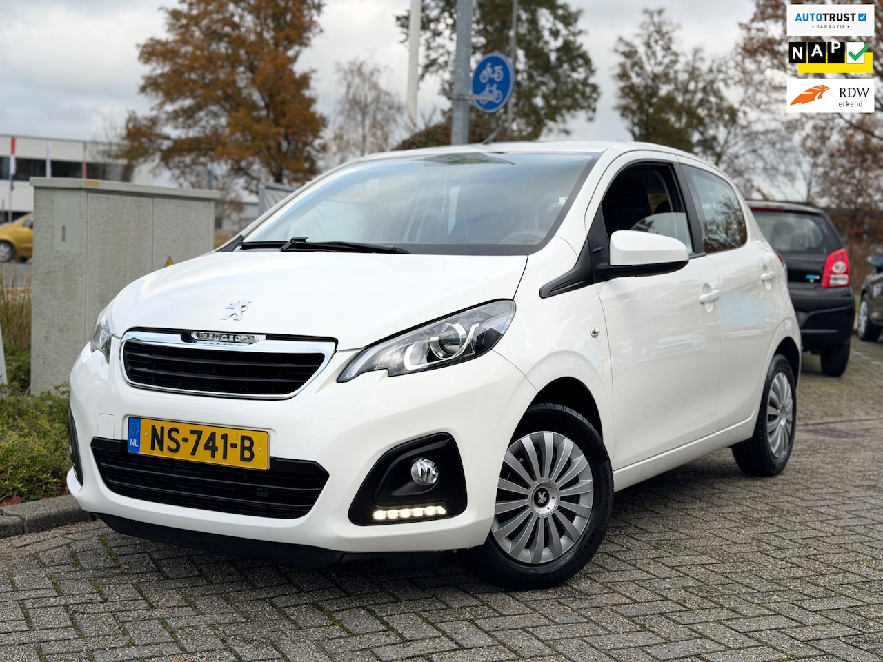 Peugeot 108 - 1.0 e-VTi Blue Lion airco 5drs led - AutoWereld.nl
