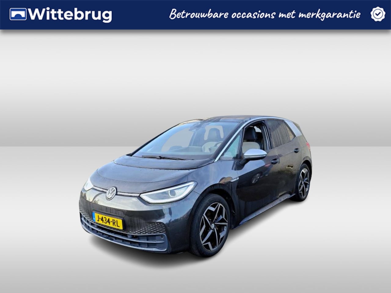 Volkswagen ID.3 - First Plus 204pk 58 kWh / LED / Navigatie / Camera / App-Connect / 19" LMV - AutoWereld.nl