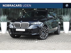 BMW X5 - xDrive50e High Executive M Sport Automaat / Panoramadak / Trekhaak / Soft-Close / Sportsto