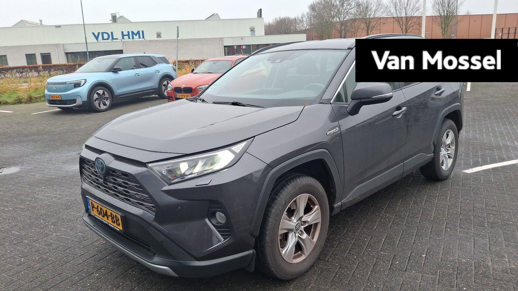 Toyota RAV4 - 2.5 Hybrid AWD Style | Automaat | 1650KG Trekgewicht | Trekhaak | 1e Eigenaar | Navigatie - AutoWereld.nl