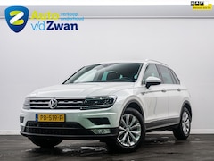 Volkswagen Tiguan - 1.4 TSI Comfortline Business ACC/Trekhaak