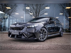 BMW 5-serie Touring - M5 M Drivers Pack * Panodak * Trekhaak * Carbon * Comfort pack * Driving Ass. Prof. 21 inc