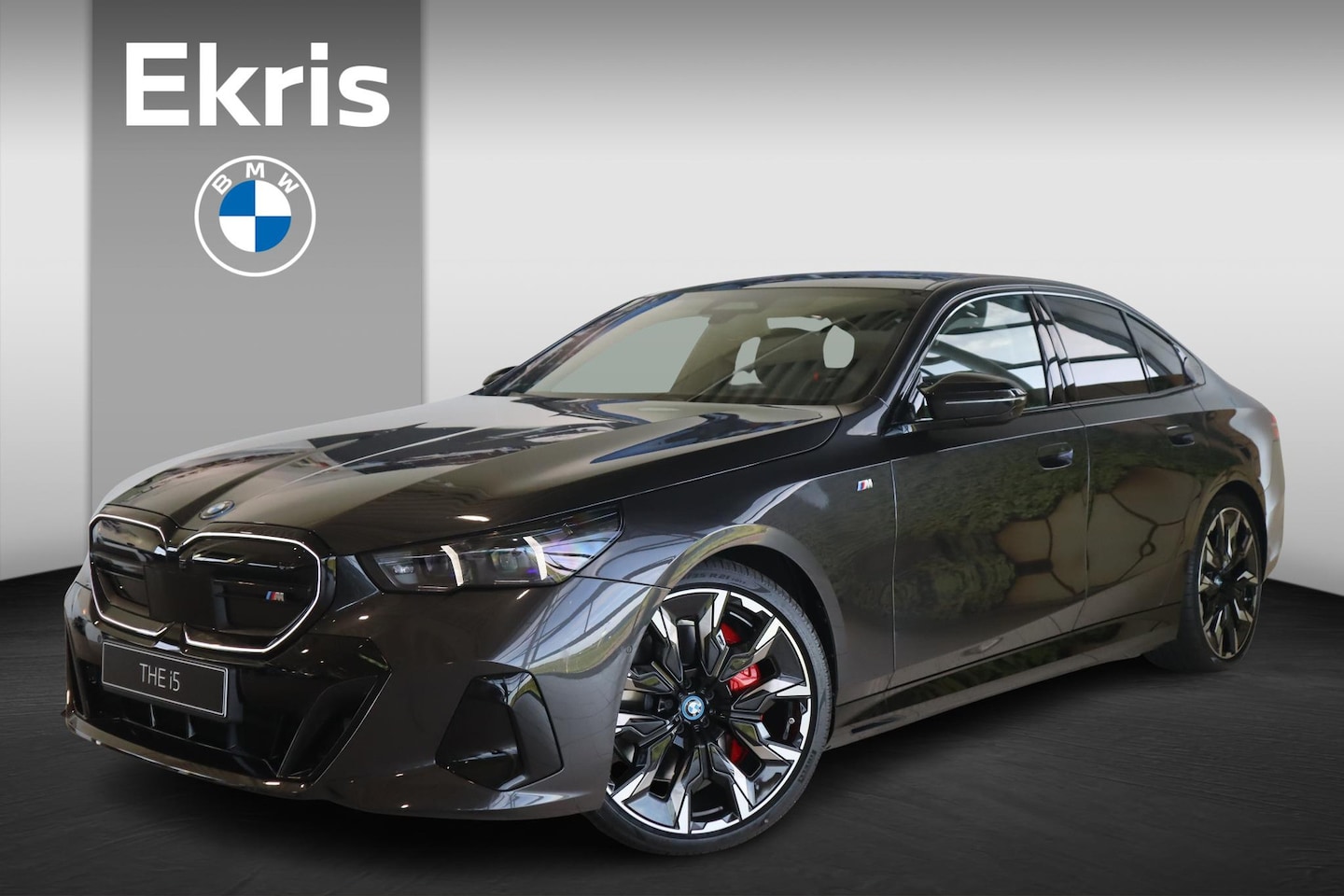 BMW i5 - Sedan M60 xDrive M Sportpakket Pro | Innovation Pack | Travel Pack | Comfort Pack | Drivin - AutoWereld.nl