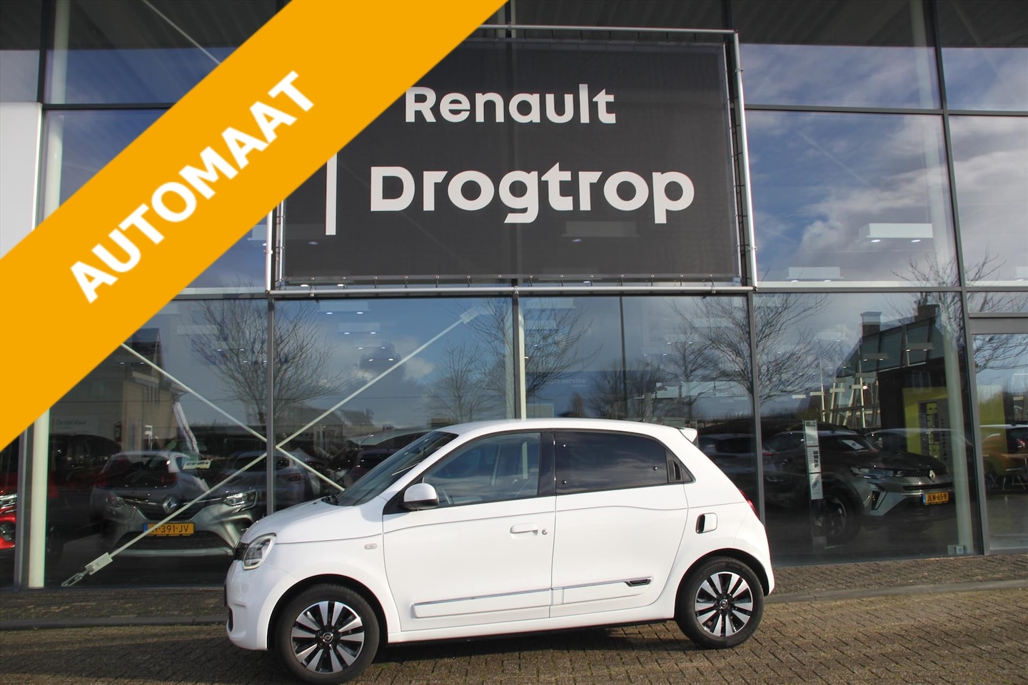 Renault Twingo - 95PK-INTENS-AUTOM-34DKM-CLIMA-TOUCHSCR-CARPLAY- - AutoWereld.nl