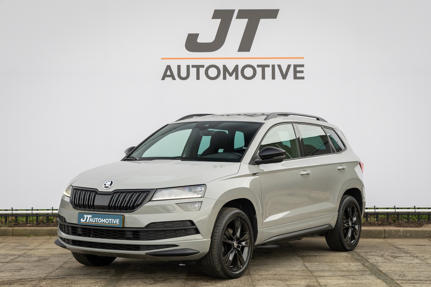 Skoda Karoq - 1.5 TSI Sportl. Bus. - AutoWereld.nl