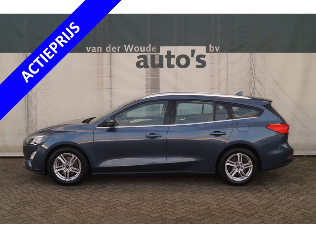 Ford Focus Wagon - 1.0 EcoBoost Trend Edition Business -NAVI-CAM- - AutoWereld.nl