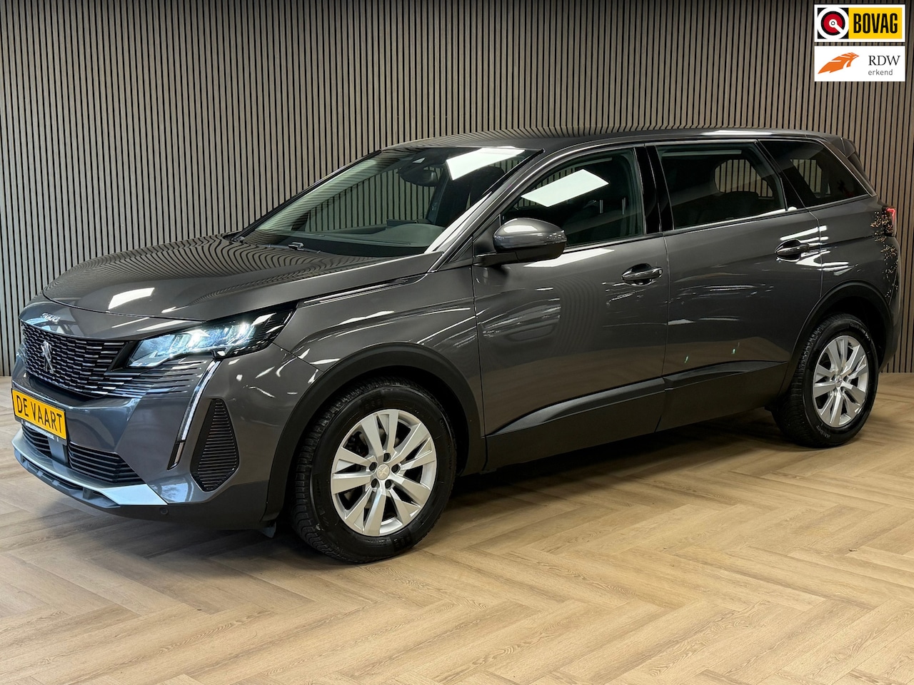 Peugeot 5008 - 1.2 PureTech 7 Pers. AUT NAVIGATIE CAMERA APPLE CARPLAY PDC KEYLESS-GO CRUISE LANE ASSIST - AutoWereld.nl