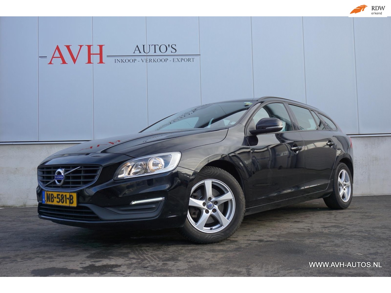Volvo V60 - 2.0 D3 Kinetic 2.0 D3 Kinetic - AutoWereld.nl