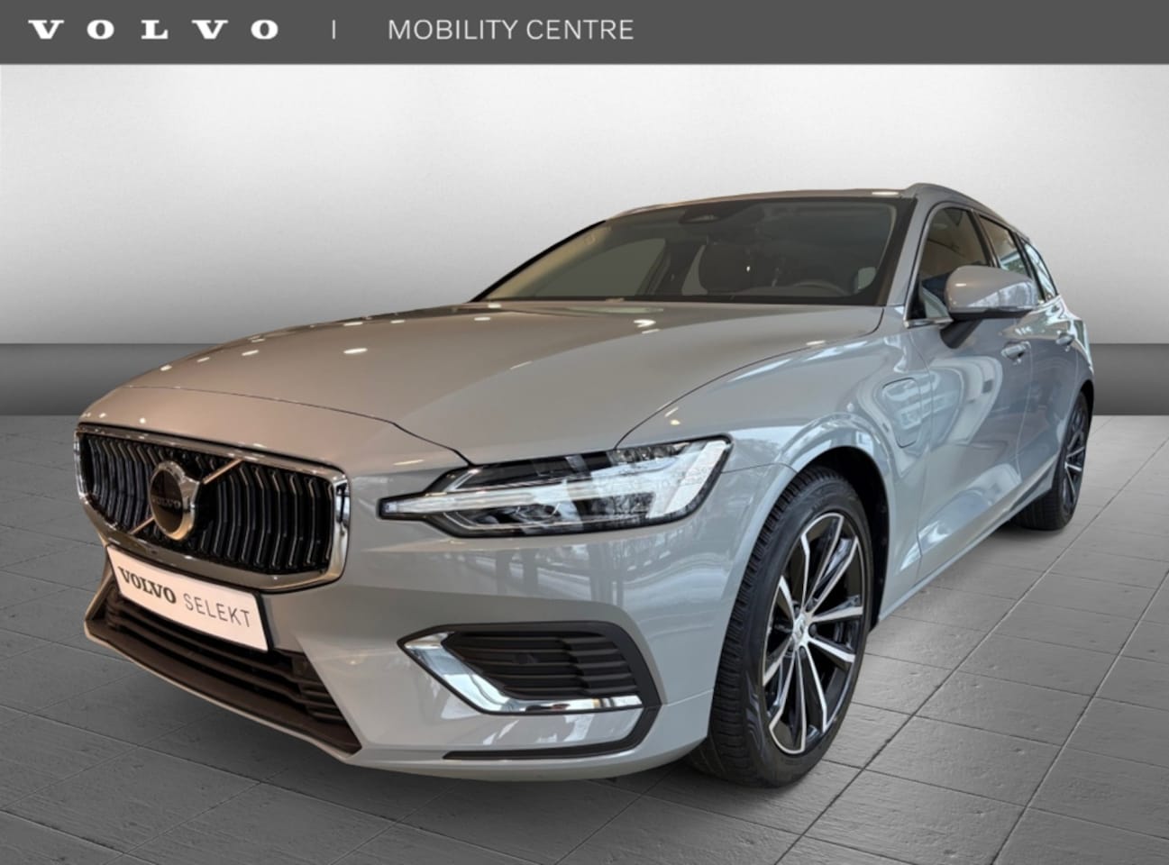 Volvo V60 - 2.0 T6 AWD Essential Bright | Climate Pack | Parkeercamera - AutoWereld.nl