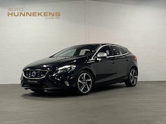 Volvo V40 - 1.6 T3 R-Design Cruise control | Climate control | Stoelverwarming | Navigatie | Parkeerse