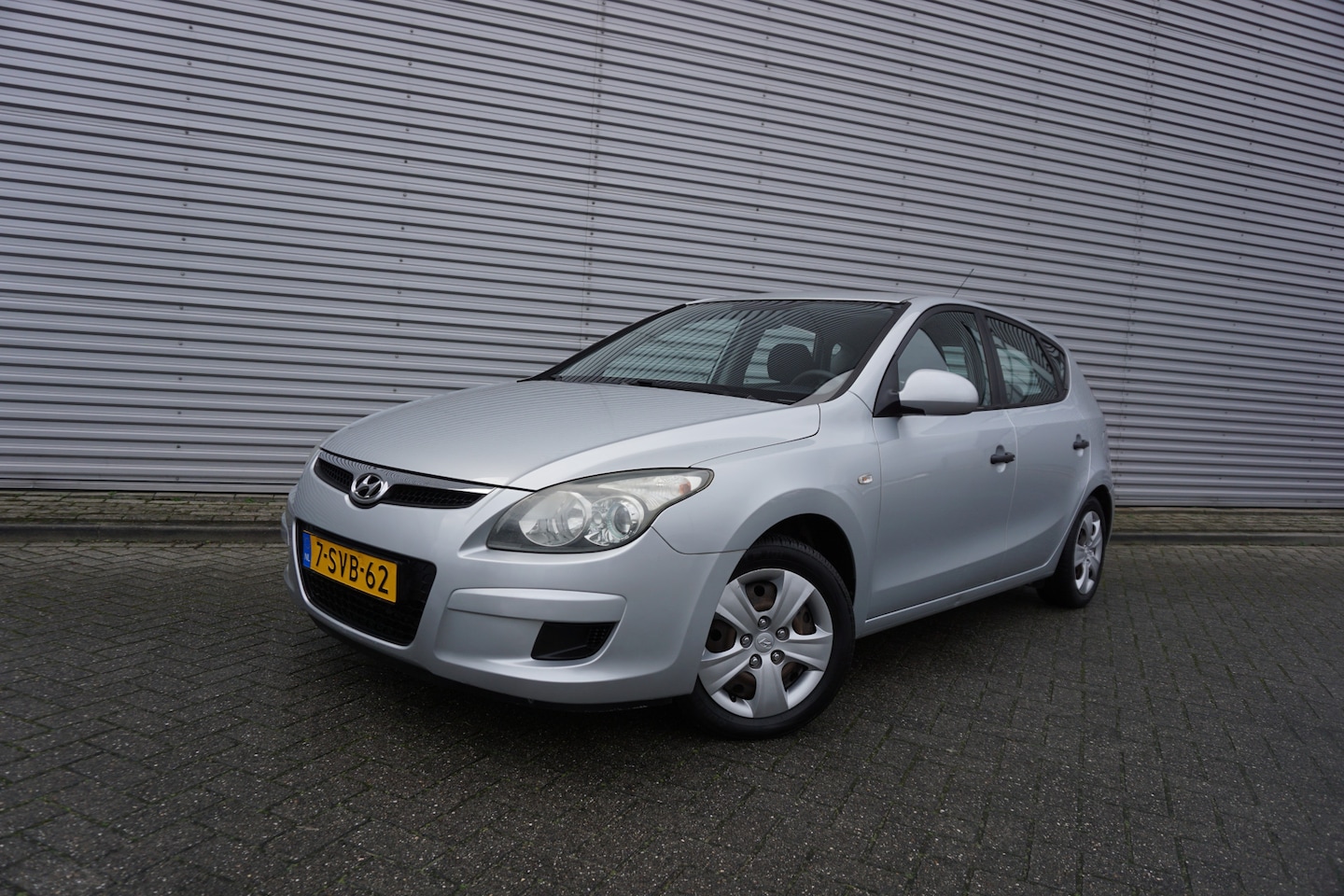 Hyundai i30 - 1.4i Active Cool Airco / Elektr. ramen / Nieuwe APK! - AutoWereld.nl