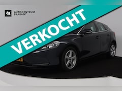 Volvo V40 - 2.0 D2 Ocean Race Business (STOELVERWARMING, ACHTERUITRIJCAMERA, CRUISE CONTROL, PARKEERSE