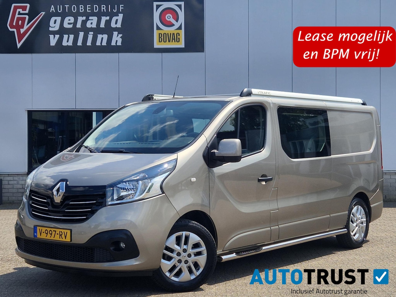Renault Trafic - 1.6 dCi 125P L2H1 5 PERS CLIMA NAV CRUISE TREKHAAK - AutoWereld.nl