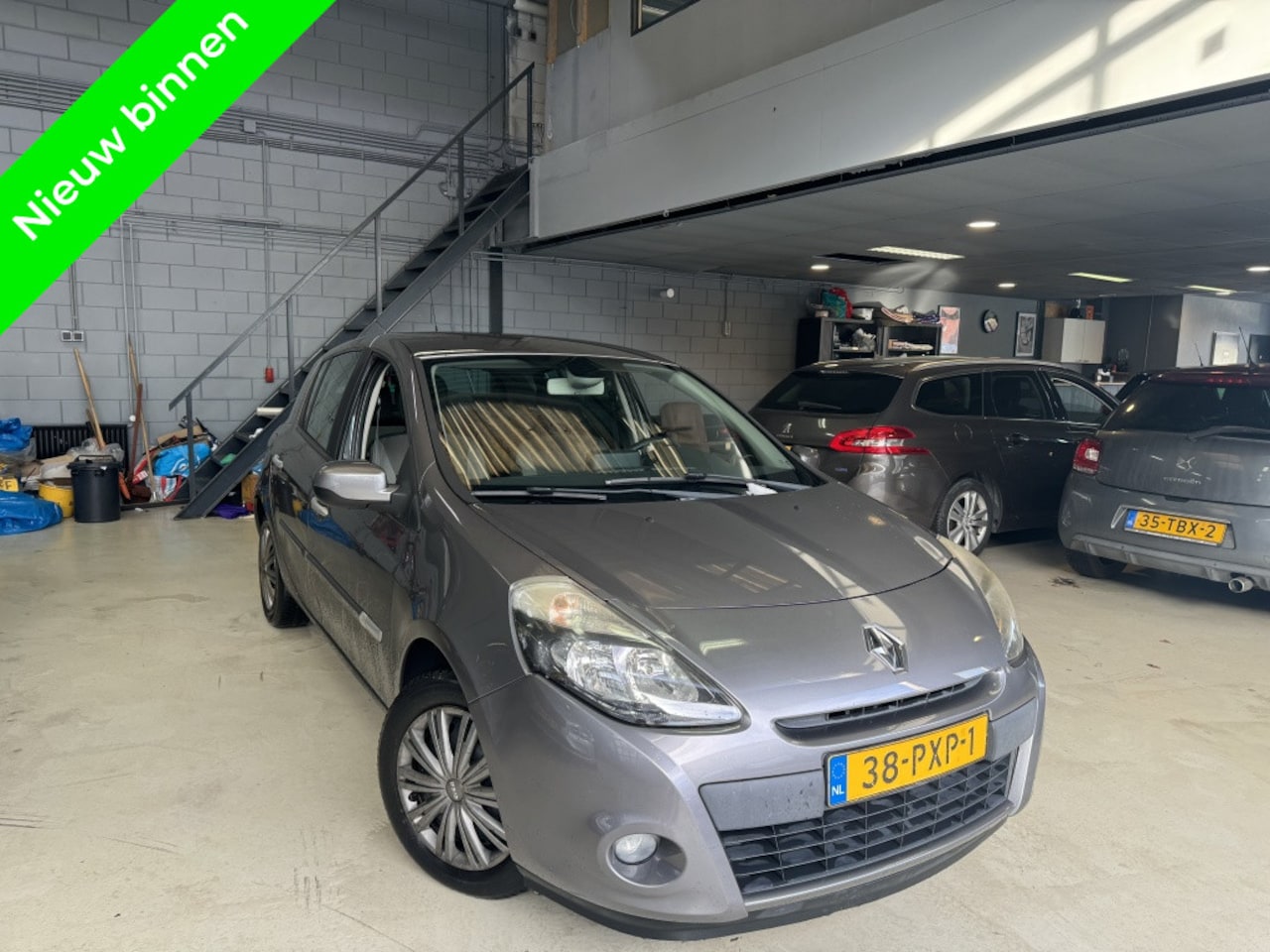 Renault Clio - 1.5 dCi Navi|Clima|Sensor - AutoWereld.nl