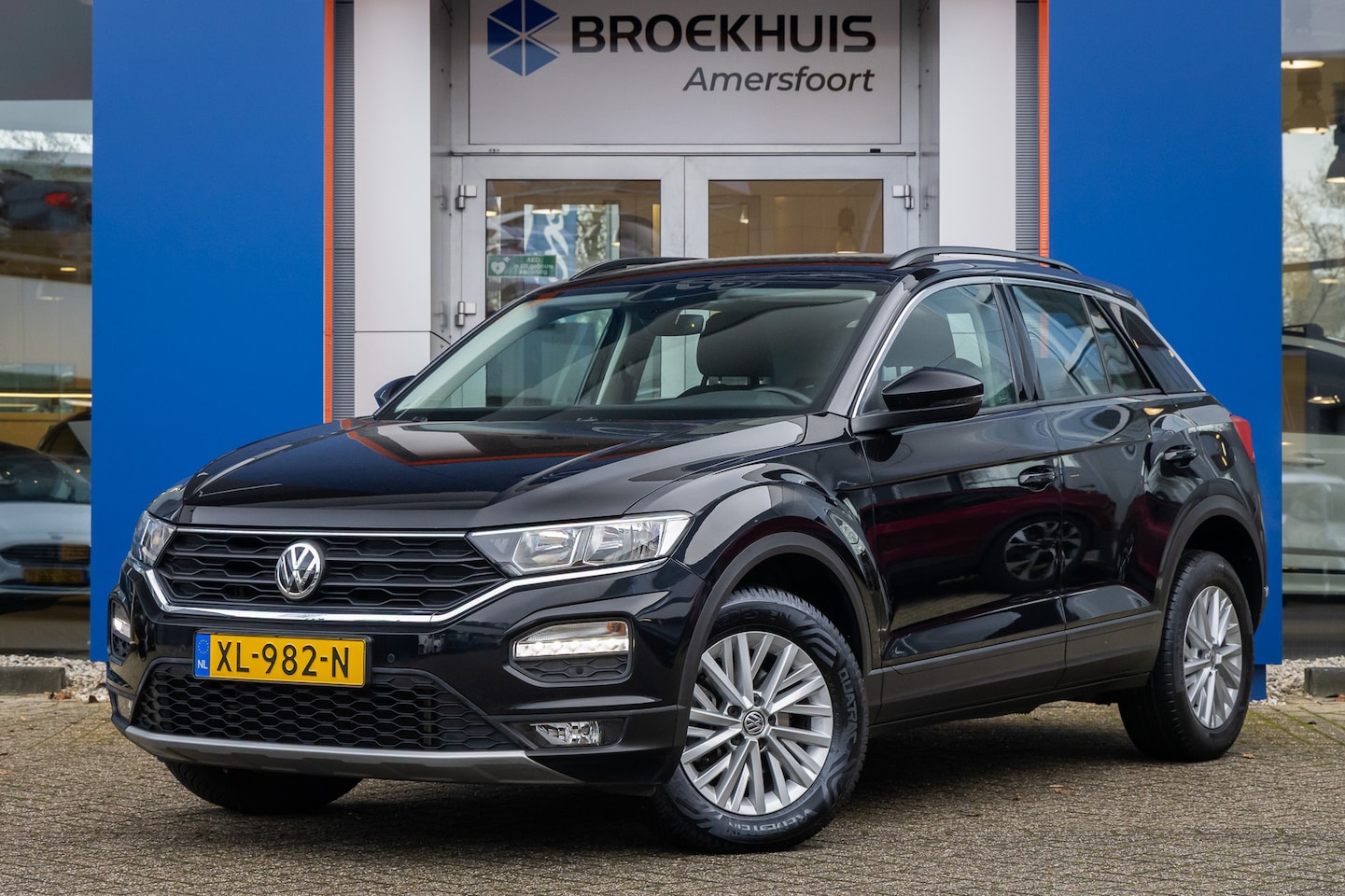 Volkswagen T-Roc - 1.5 TSI Style | Trekhaak | Cruise adaptief | Apple Carplay/Android Auto | Navigatiesysteem - AutoWereld.nl