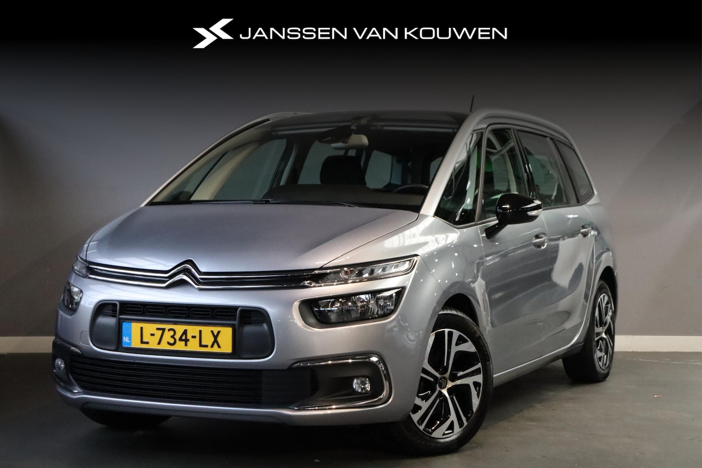 Citroën Grand C4 SpaceTourer - 1.2 PureTech Business 7 Persoons / Navigatie / Trekhaak / Camera - AutoWereld.nl