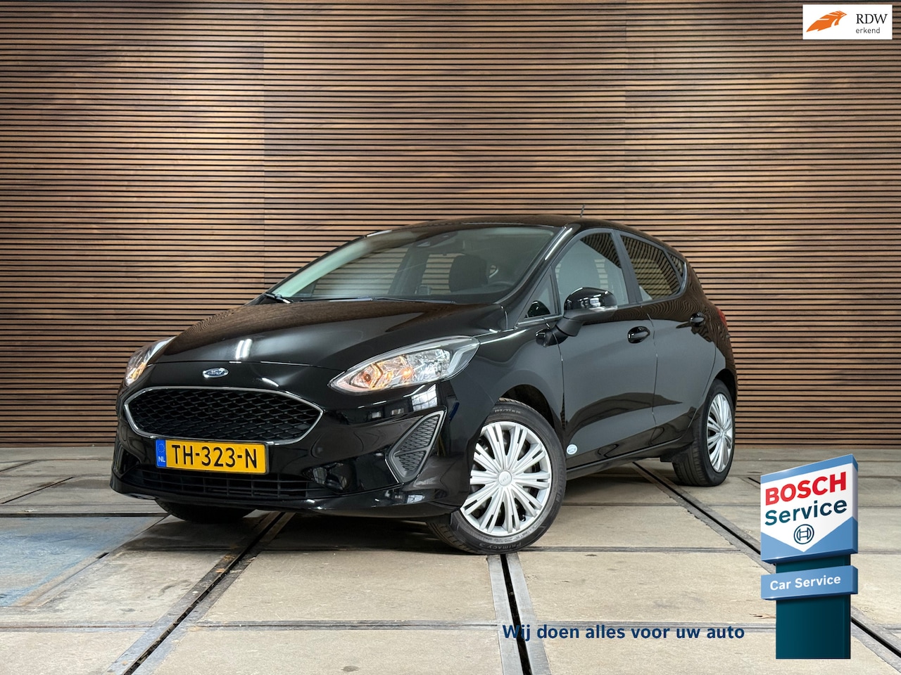 Ford Fiesta - 1.1 Trend 5 deurs | Cruise Control | Airco | NAP | Bluetooth | Verwarmde Voorruit - AutoWereld.nl