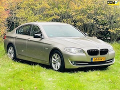 BMW 5-serie - 523i Executive/Automaat/airco/Navi/Cruise/Sport uitlaat/NL Auto
