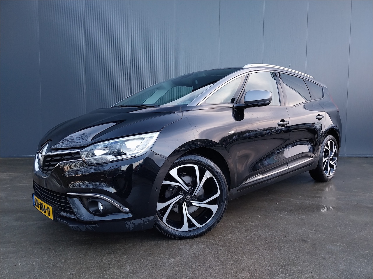 Renault Grand Scénic - 1.3 TCe 164 PK AUTOMAAT Bose CAMERA PARK ASSIST HALF LEER LED NAVI CRUISE ECC - AutoWereld.nl