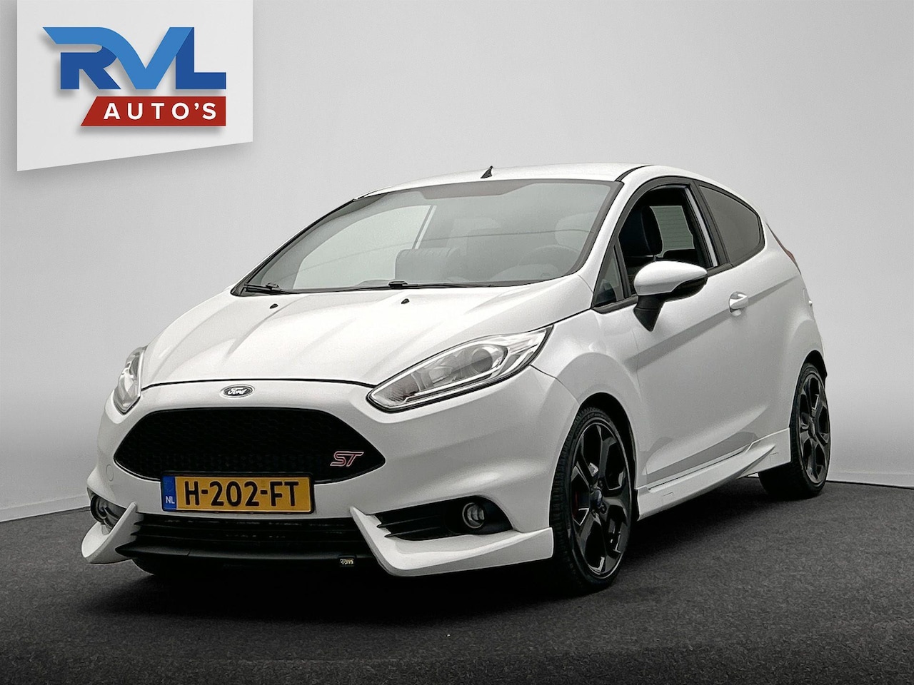 Ford Fiesta - 1.6 ST2 Recaro Carplay Recaro Airco Cruise-control 17 inch - AutoWereld.nl