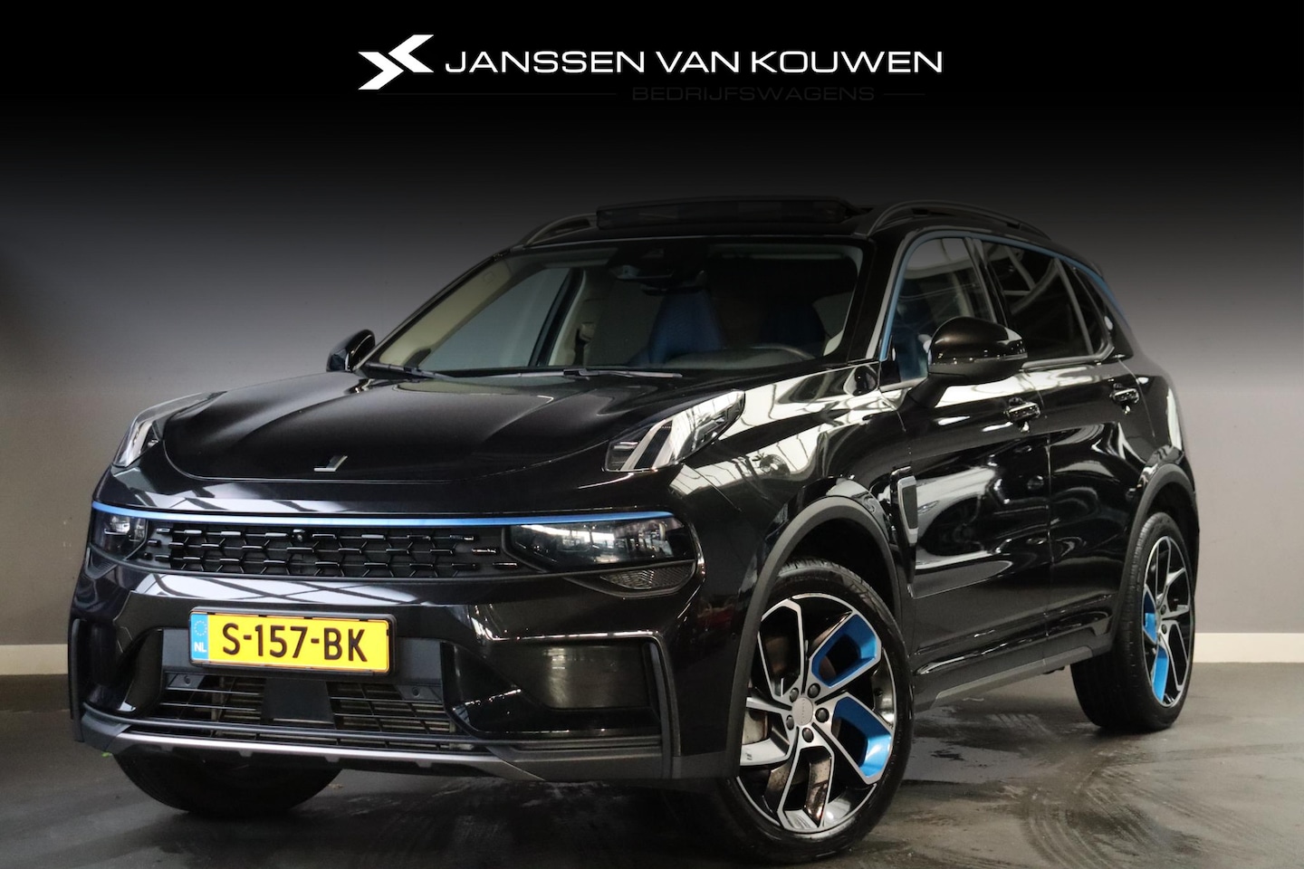 Lynk & Co 01 - 1.5 PHEV Panoramadak Stoelverwarming - AutoWereld.nl