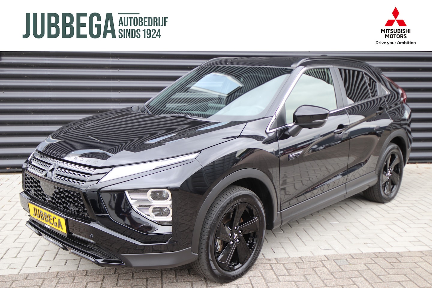 Mitsubishi Eclipse Cross - 2.4 PHEV Black Edition Met veel extra's! - AutoWereld.nl